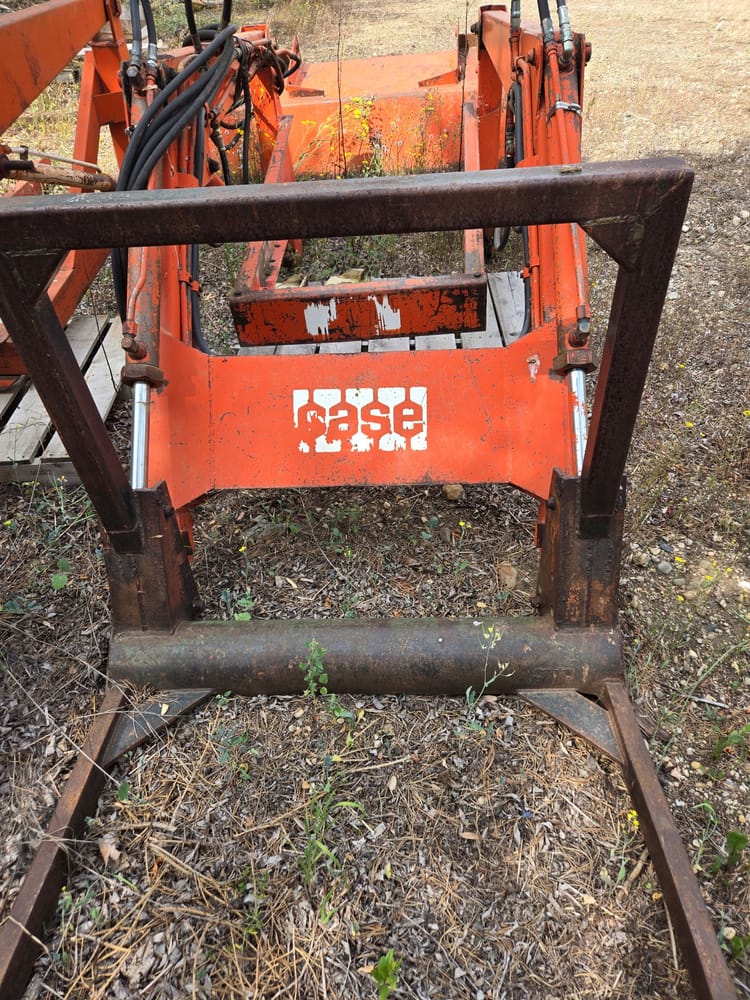 CASE FRONT END LOADER