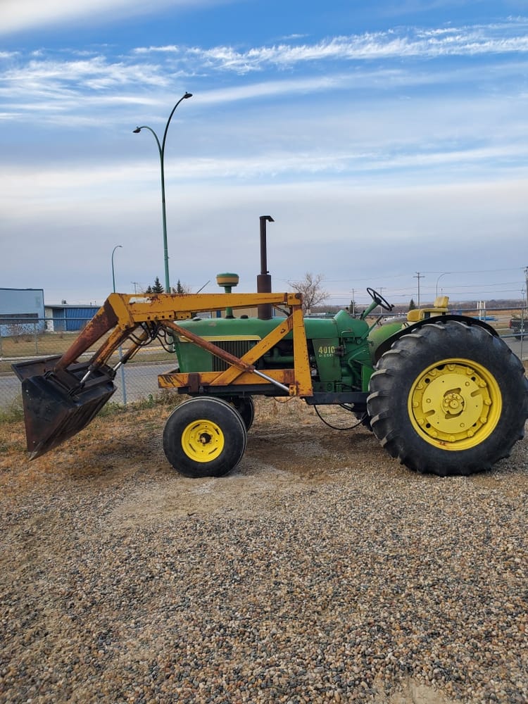1963 JOHN DEERE 4010 TRACTOR C/W EZEE ON LOADER