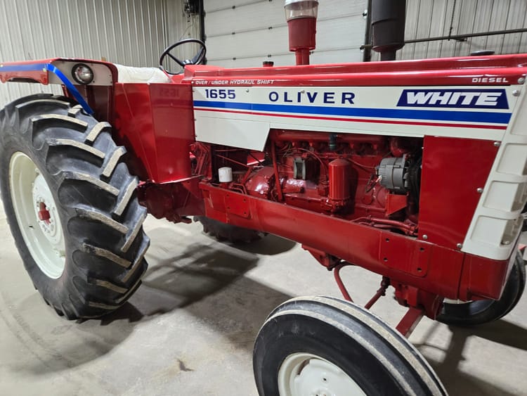 1655 Tractor White-Oliver