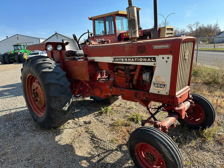 1973 International Harvester 656 Tractor